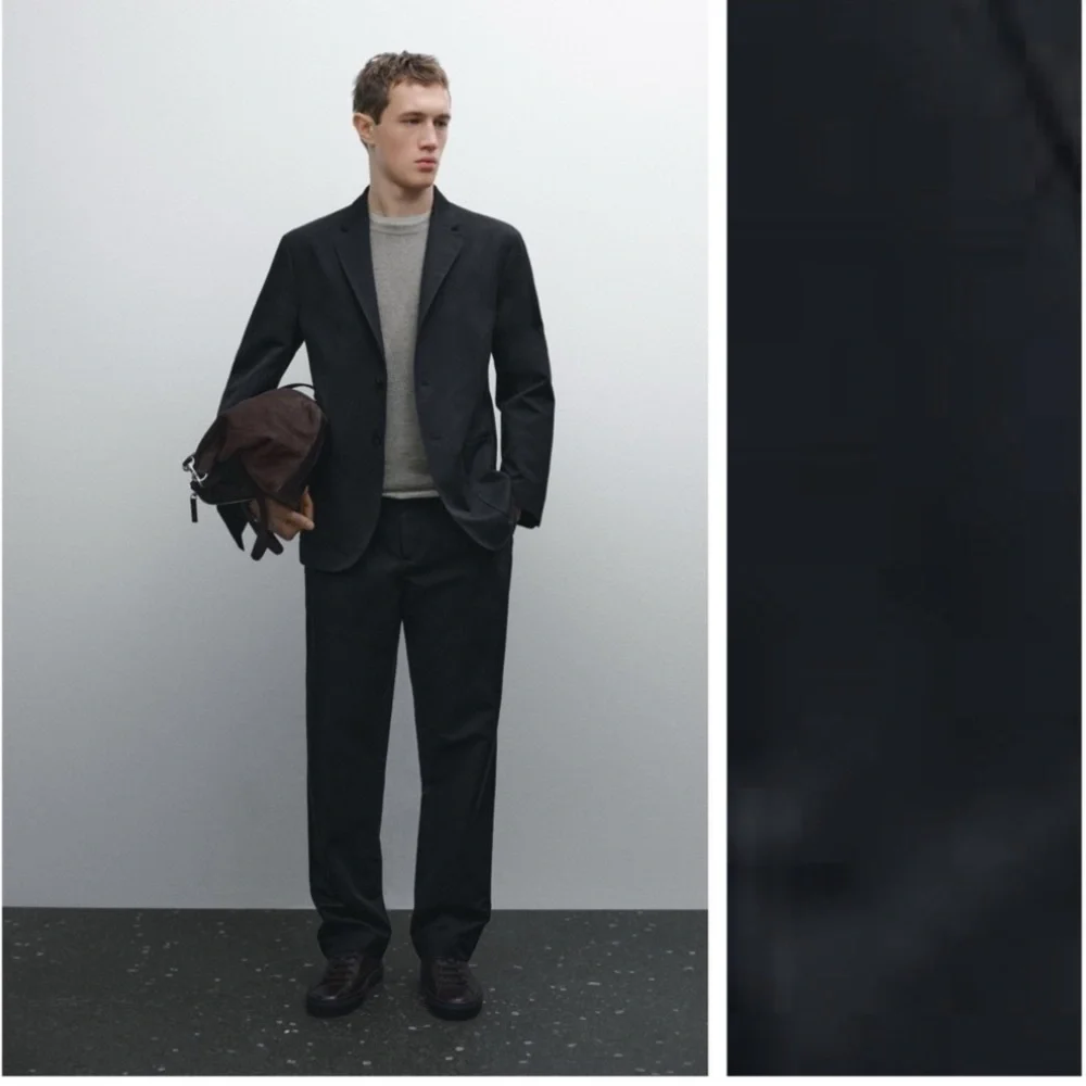 NWT. Massimo Dutti Man Navy Blue Cotton/Linen Blend Blazer/Jacket. Size 44.